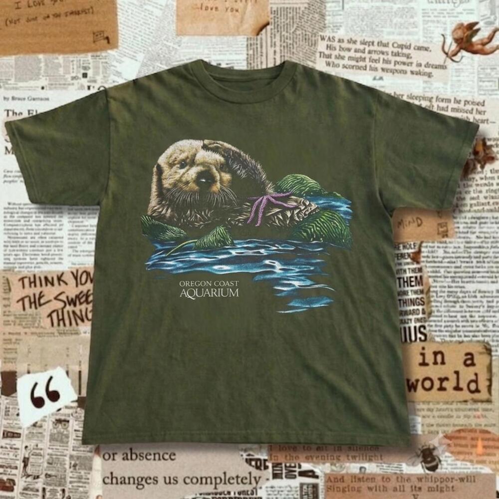 Oregon Coast Aquarium Green Otter Graphic Tee